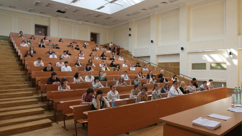 Судья КС оценил систему российского высшего образования