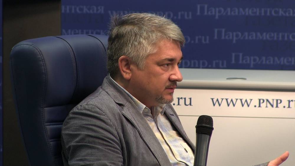 Ищенко видит у Прибалтики желание создать «санитарный кордон» с Россией