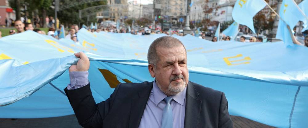 От Чубарова требуют не быть ослом и «вывести Крым из состава Украины»