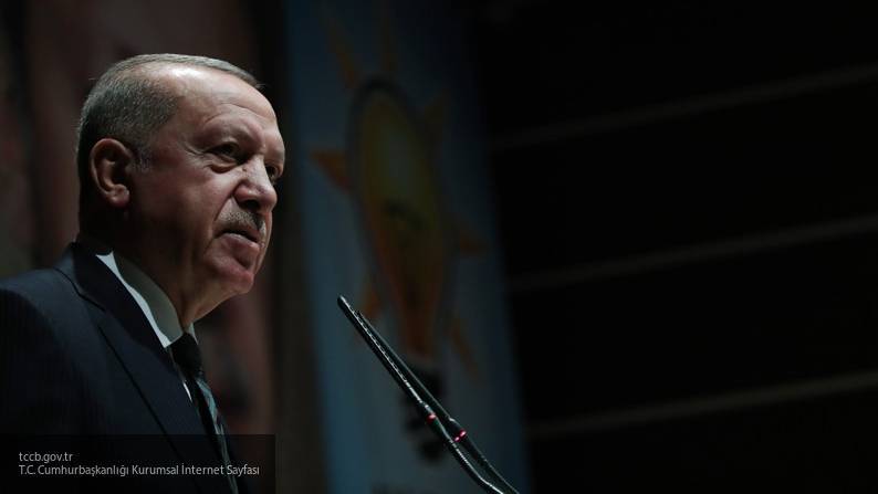 Эрдоган заявил, что в НАТО должны сделать выбор между Турцией и курдскими террористами