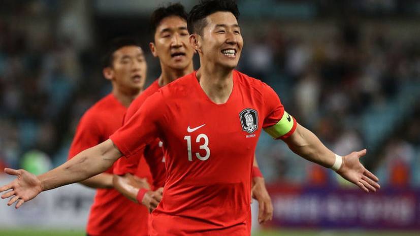 Сборные Северной и Южной Кореи сыграли в футбол впервые за 29 лет
