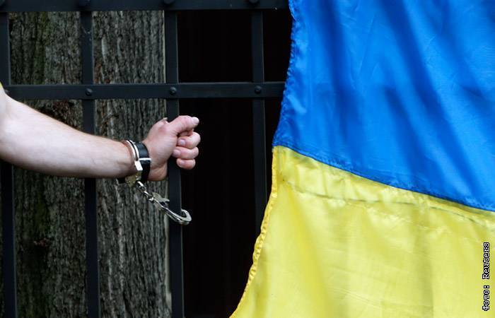Адвокат сообщил о включении Давыденко в списки на обмен с Украиной