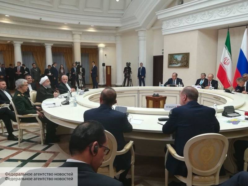 Простаков назвал нецелесообразным переговоры с террористом на сочинском форуме