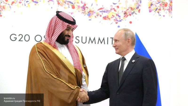 Путин подарил принцу Саудовской Аравии изделие из бивня якутского мамонта