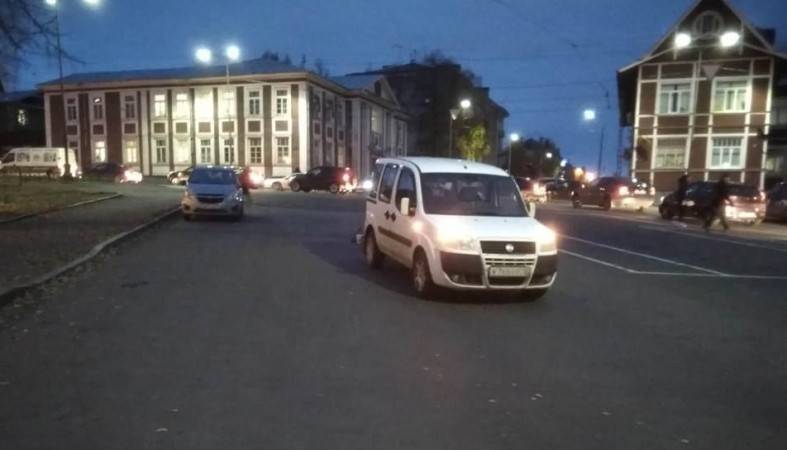 Автомобиль сбил семилетнего ребенка в Петрозаводске