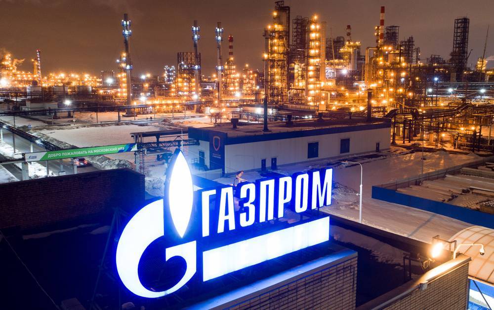 "Газпром" столкнулся с отключением импортной техники через спутник