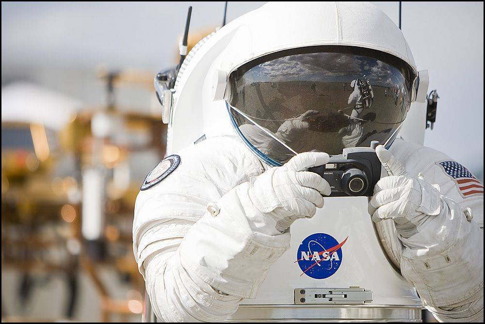 NASA рассказало о сотрудничестве с российскими создателями скафандров