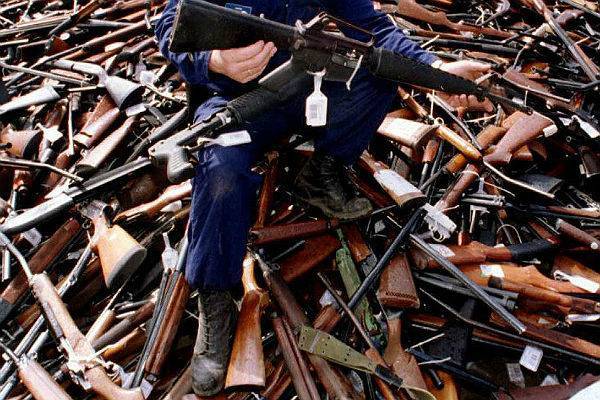 В Китае изъяли тысячу макетов оружия