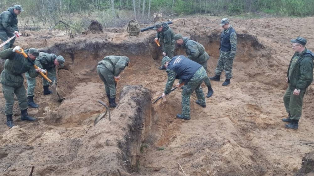В Демянском районе перезахоронили останки красноармейца