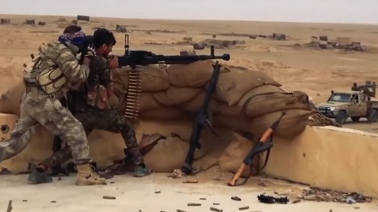 Курдские боевики в Сирии стали «пороховой бочкой» для стран Ближнего Востока, заявил эксперт