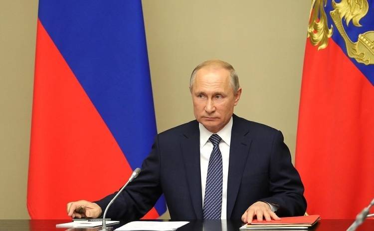 Путин потребовал отчет о расходовании средств на помощь пострадавшим от паводков