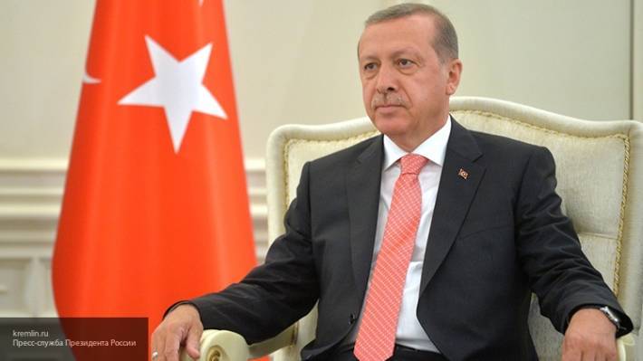 Эрдоган раскритиковал Запад за лицемерие и критику операции Турции против курдов