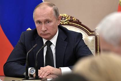 Путин потребовал дать тепло россиянам в затопленных регионах