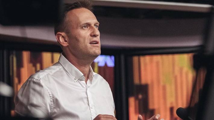 Отказ Навального платить по счетам ставит под угрозу его путешествия к западным спонсорам