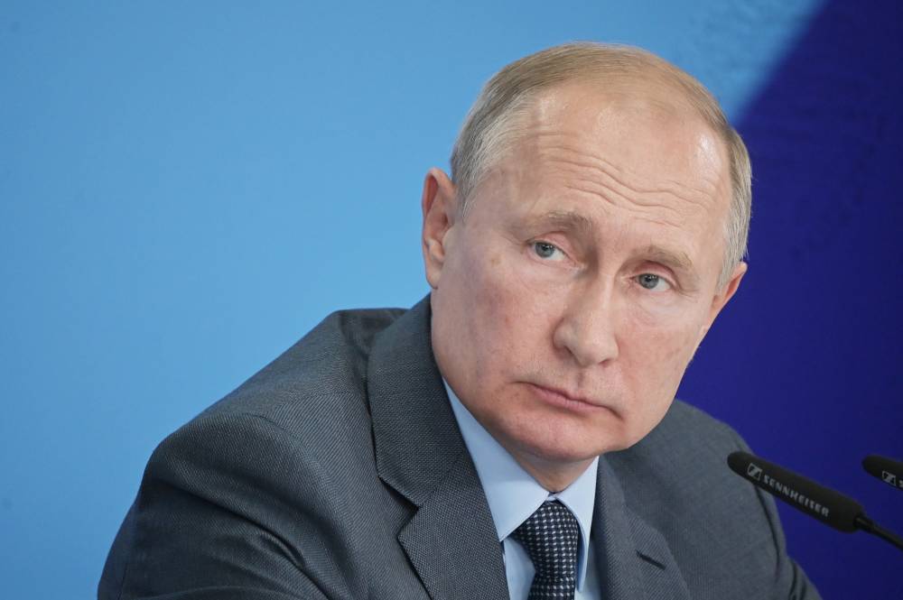 Путин ужесточил наказание за нарушения организации детского отдыха