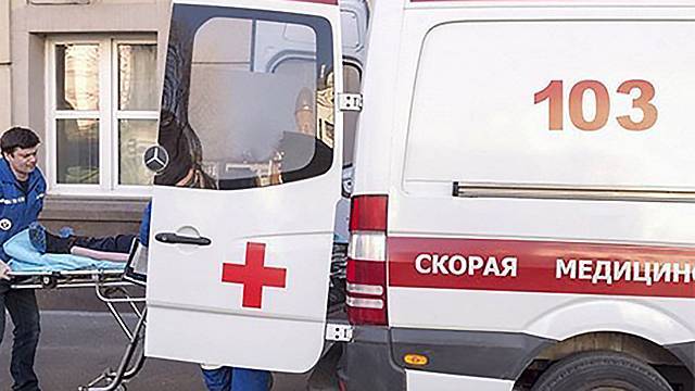 Красноярские врачи заново "собрали" лицо девушки после аварии