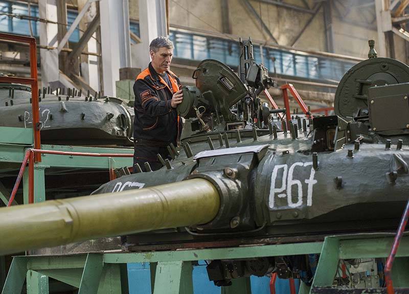 Путин перечислил задачи оборонно-промышленного комплекса