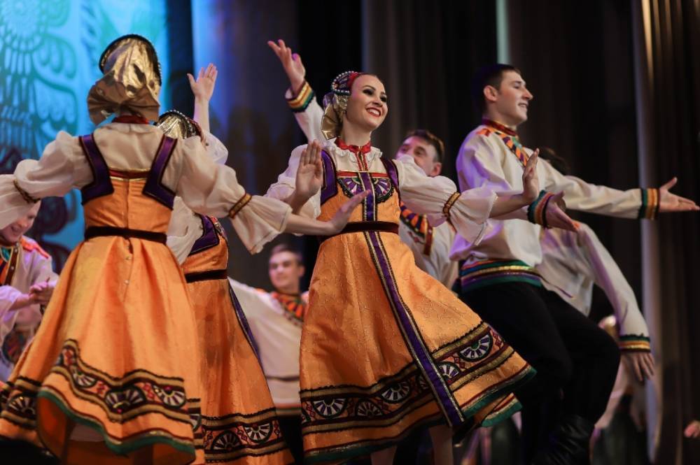 Ансамбль песни и танца Коми «Асъя кыа» выступит на юбилейном вечере Александры Пермяковой