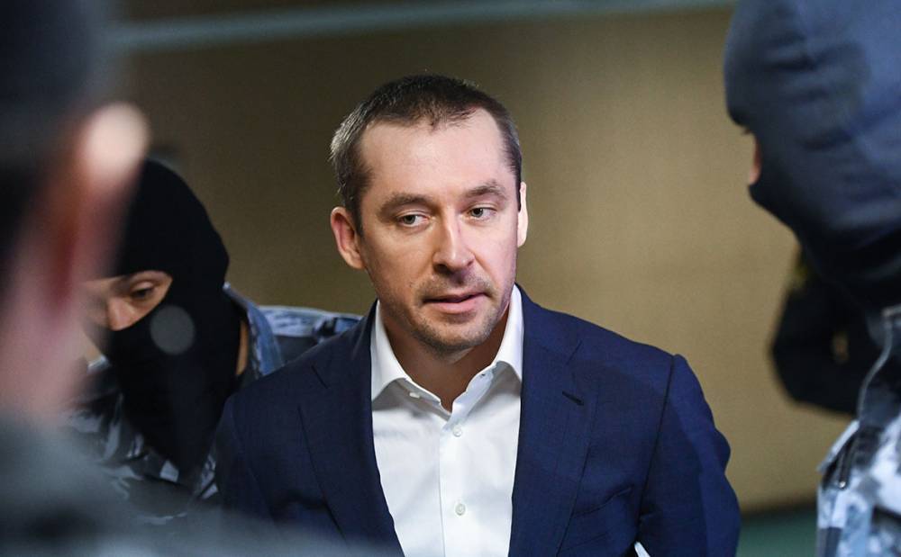 РБК: Захарченко помог крупнейшему подрядчику РЖД вывести $250 млн через «молдавский ландромат»
