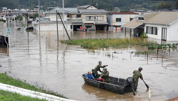 Число жертв тайфуна "Хагибис" в Японии увеличилось до 77 человек