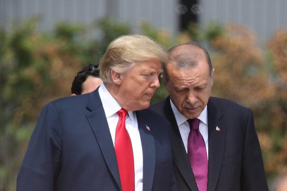 Трамп написал Эрдогану письмо по поводу турецкой операции в Сирии, в котором призвал его «не быть дураком»