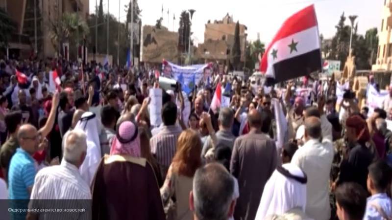 Сирийцы поддержали правительственную армию и выступили против курдов-боевиков в Хасаке
