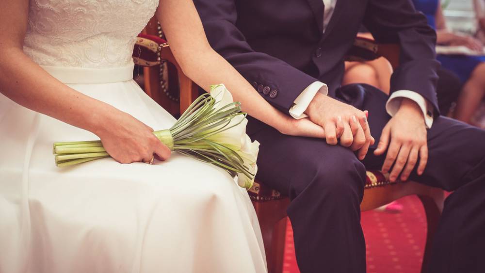 В Минздраве назвали количество половых партнеров россиян до вступления в брак