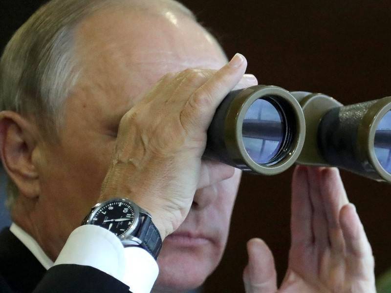 Путин руководил пуском крылатых ракет на учениях «Гром»