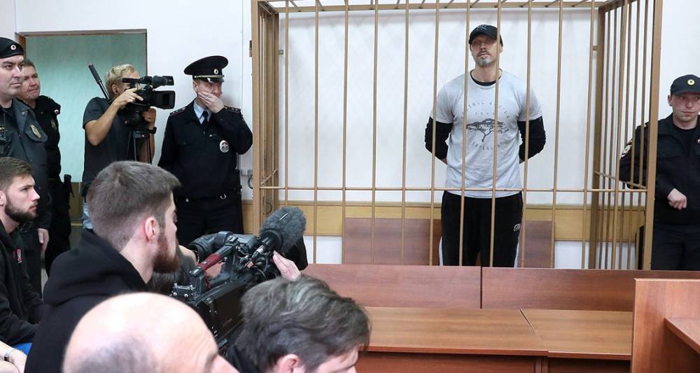 Суд приговорил к 6 годам колонии экс-директора РФБ Домани