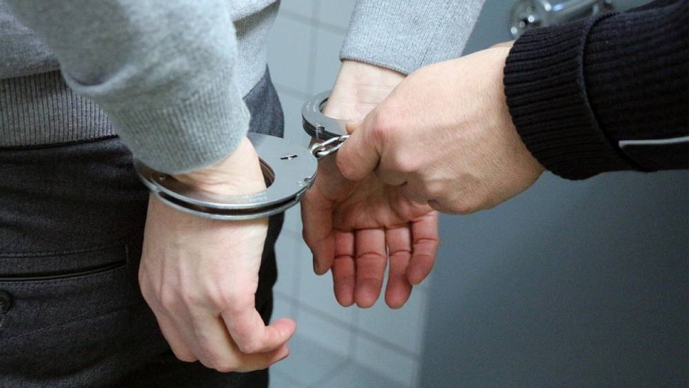 Сотрудники Росгвардии задержали двух мужчин в федеральном розыске