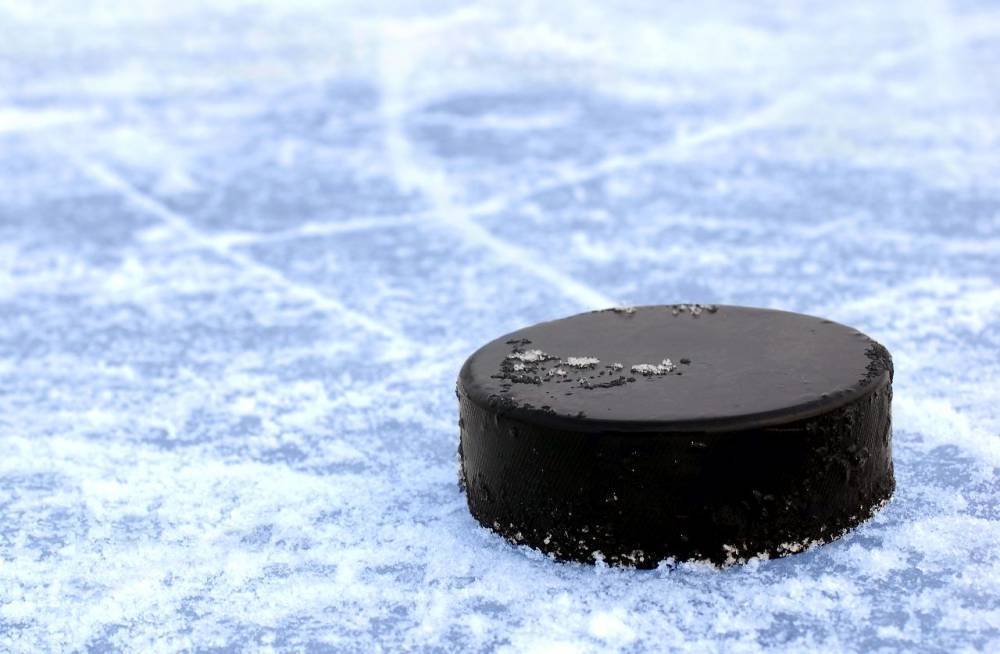 НХЛ отстранила российского хоккеиста Зыкова на 20 матчей