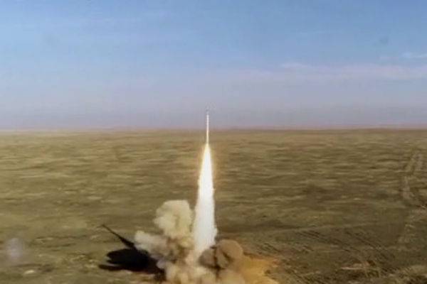 Путин поруководил пусками баллистических ракет на учениях «Гром»
