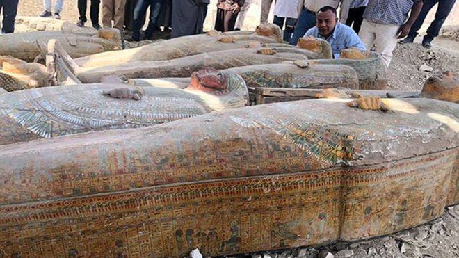 В Египте нашли крупнейший древний тайник с саркофагами