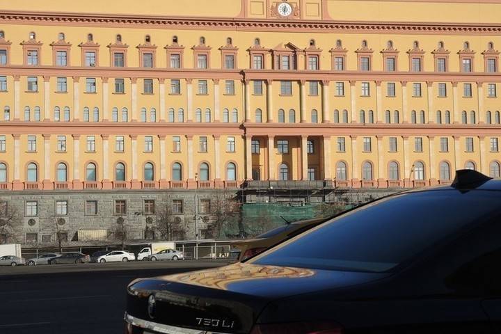 Ветеранам ФСБ на 5 лет закроют выезд из России