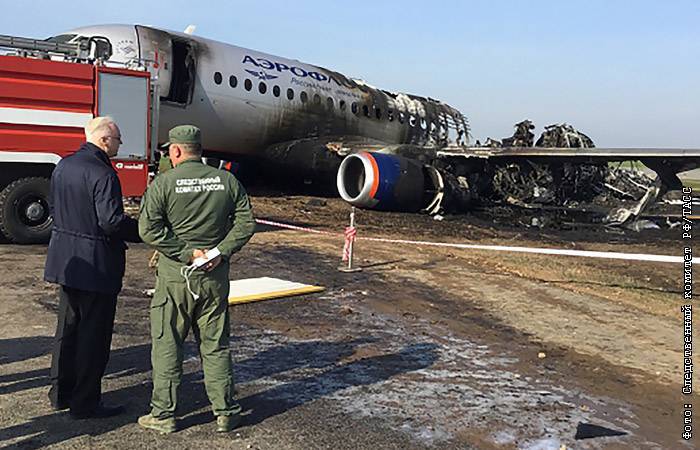 В СК назвали основную причину смерти пассажиров разбившегося в "Шереметьево" SSJ-100