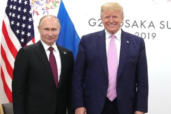 Кремль "с удовольствием" рассмотрит приглашение Путина на саммит G7