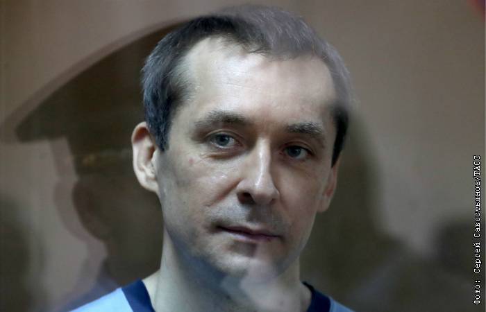 Мосгорсуд на полгода снизил срок лишения свободы экс-полковнику Захарченко