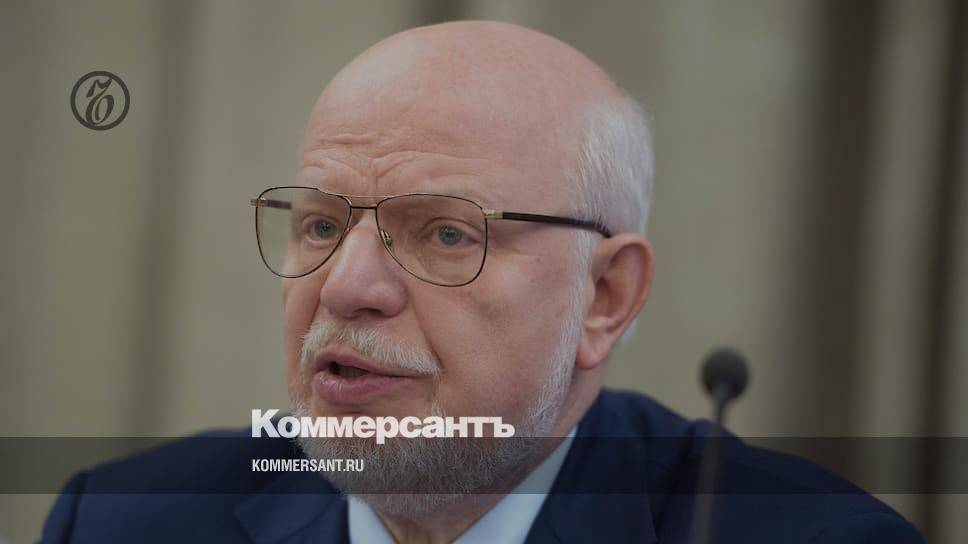 Члены СПЧ попросят Путина оставить Федотова главой совета