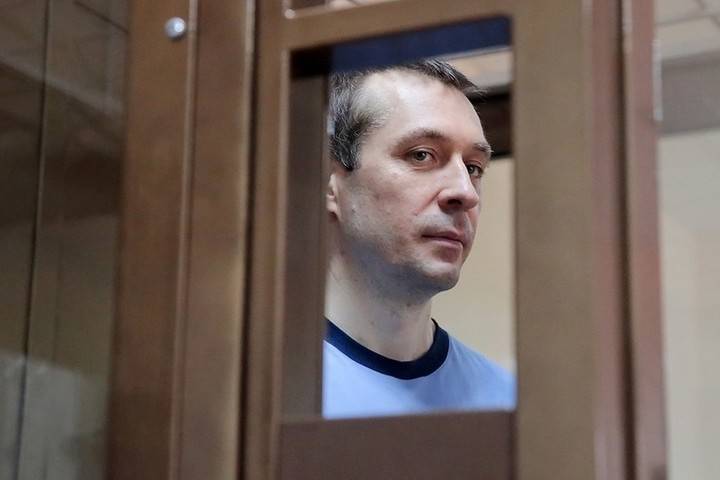 Суд смягчил приговор экс-полковнику Захарченко