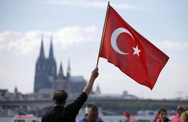 В турецком парламенте назвали санкционную политику США неприемлемой