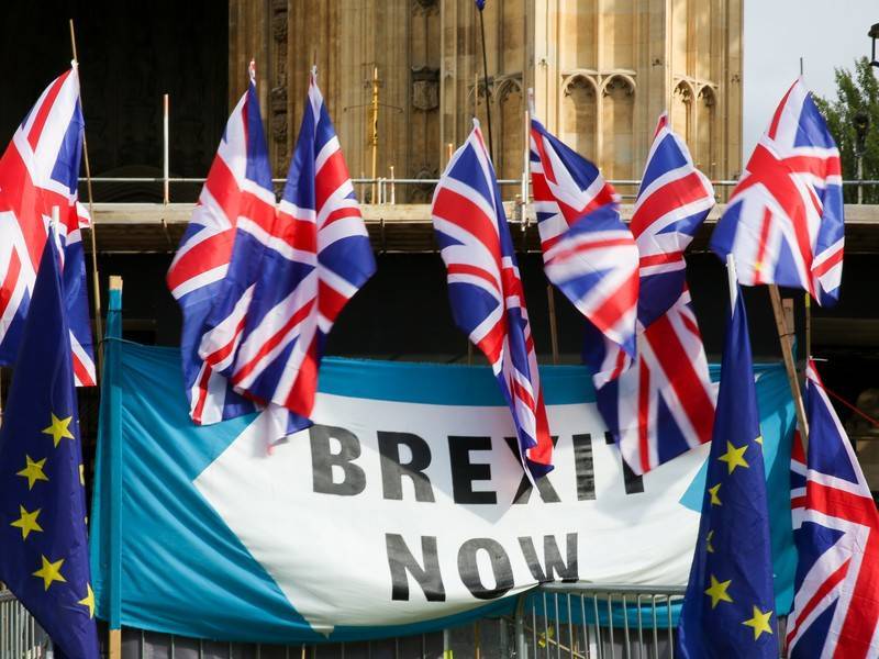ЕП не будет голосовать по Brexit, пока его не одобрит британский парламент