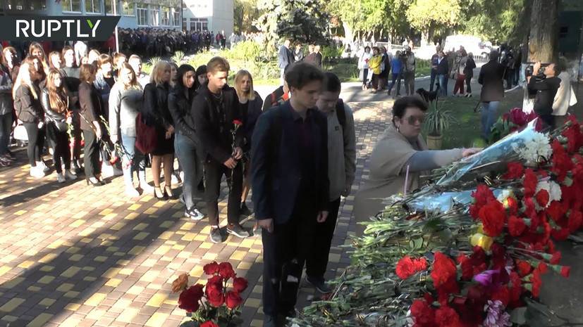Год спустя: в Керчи почтили память жертв трагедии в колледже
