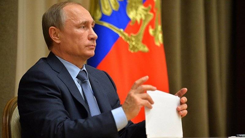 Путин поддержал борьбу с кинопиратством в России