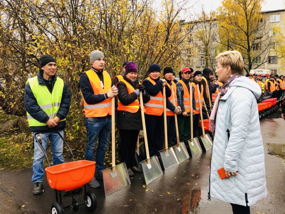 В Невском районе проверили готовность дворников и уборочной техники к зиме
