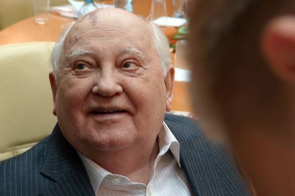 Горбачев заявил о своем обращении к Путину