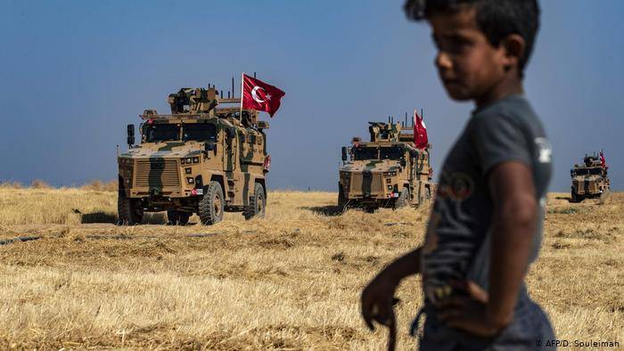 Турция приостановит военную операцию в Сирии