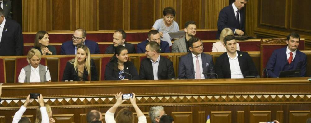 В Киеве делают ставки – сколько продержится «правительство хипстеров»
