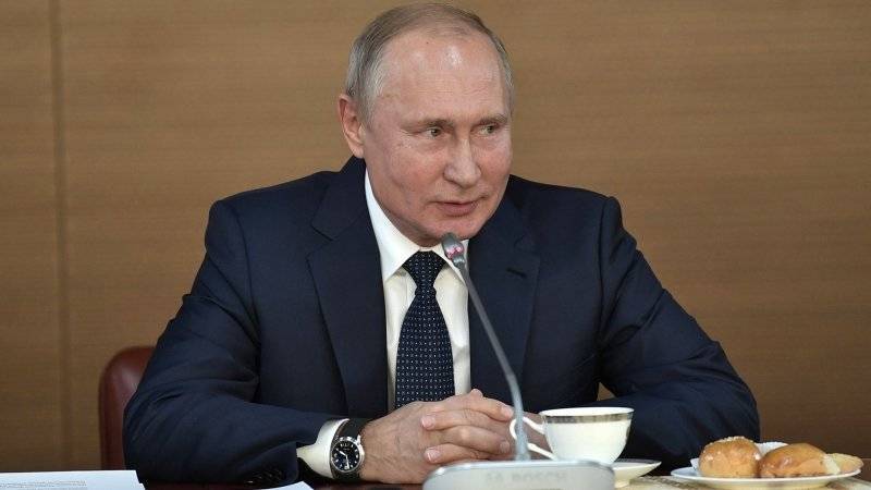 Путин призвал беречь духовые основы ради развития России
