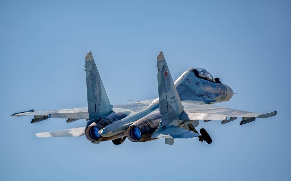 ВВС России за неделю 14 раз перехватывали самолеты-разведчики у границ