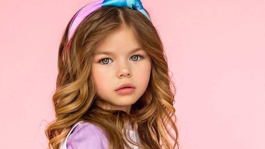 «Барби!» Шестилетнюю москвичку назвали самой красивой девочкой в мире